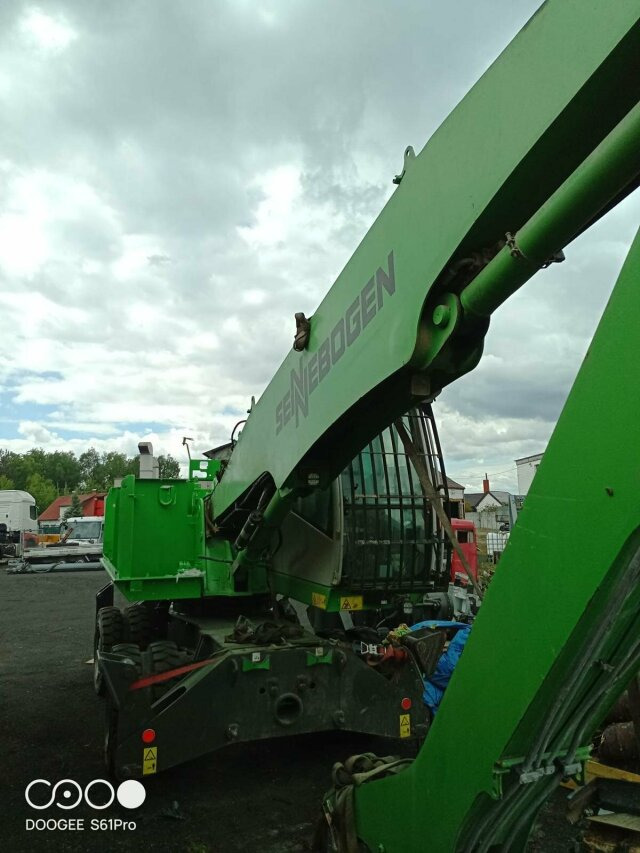 Sennebogen 818-E Umschlagbagger - 83 Ton - mit Greifer - Excavadora de ruedas: foto 4 Sennebogen 818-E Umschlagbagger - 83 Ton - mit Greifer - Excavadora de ruedas: foto 4