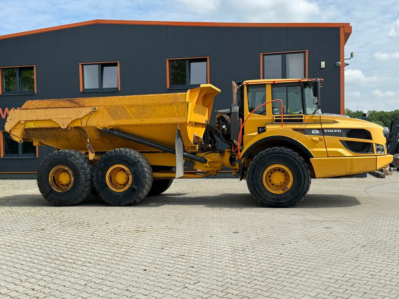 Volvo A25G Dumper 22,5 Ton 11.361 Stunden - Camión volquete: foto 4 Volvo A25G Dumper 22,5 Ton 11.361 Stunden - Camión volquete: foto 4