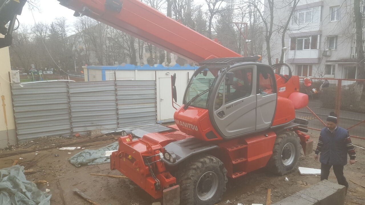 Manitou MRT2540+ - Manipulador telescópico: foto 1 Manitou MRT2540+ - Manipulador telescópico: foto 1