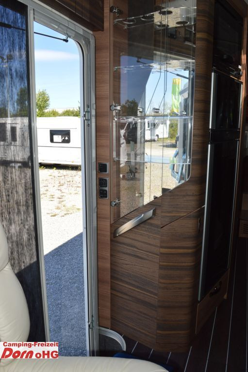 Autocaravana integral Knaus Sun I 700 LEG Automatik/180 PS: foto 24