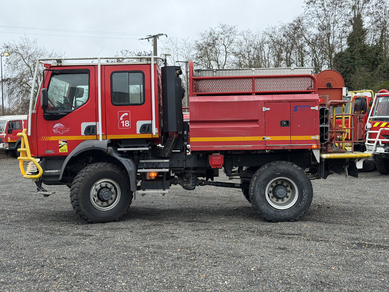 RENAULT Midlum - Camión: foto 2 RENAULT Midlum - Camión: foto 2