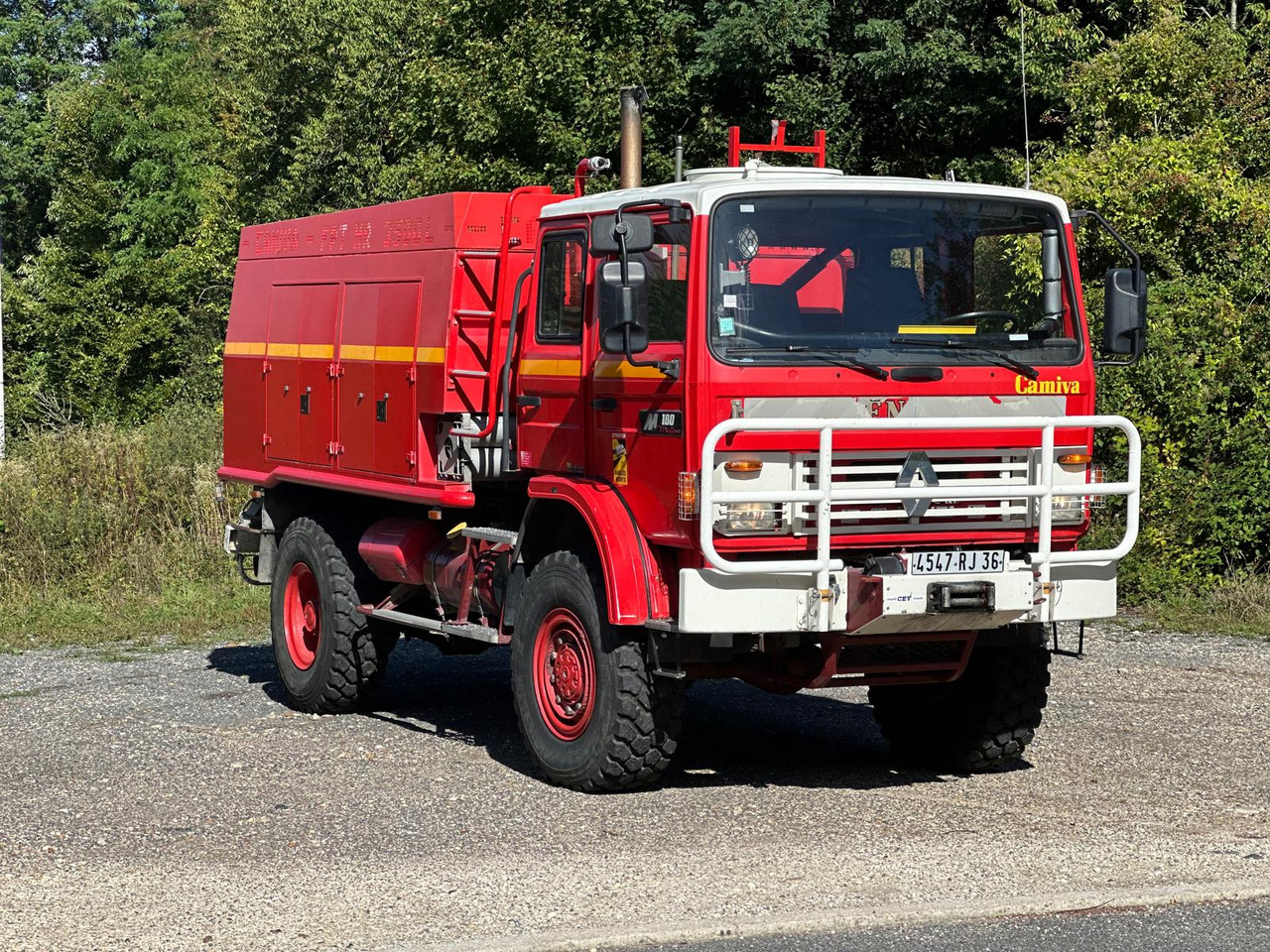 RENAULT M180 - Camión de bomberos: foto 2 RENAULT M180 - Camión de bomberos: foto 2