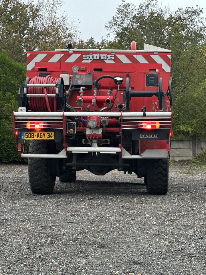 RENAULT Midlum 220 4x4 - Camión de bomberos: foto 5 RENAULT Midlum 220 4x4 - Camión de bomberos: foto 5