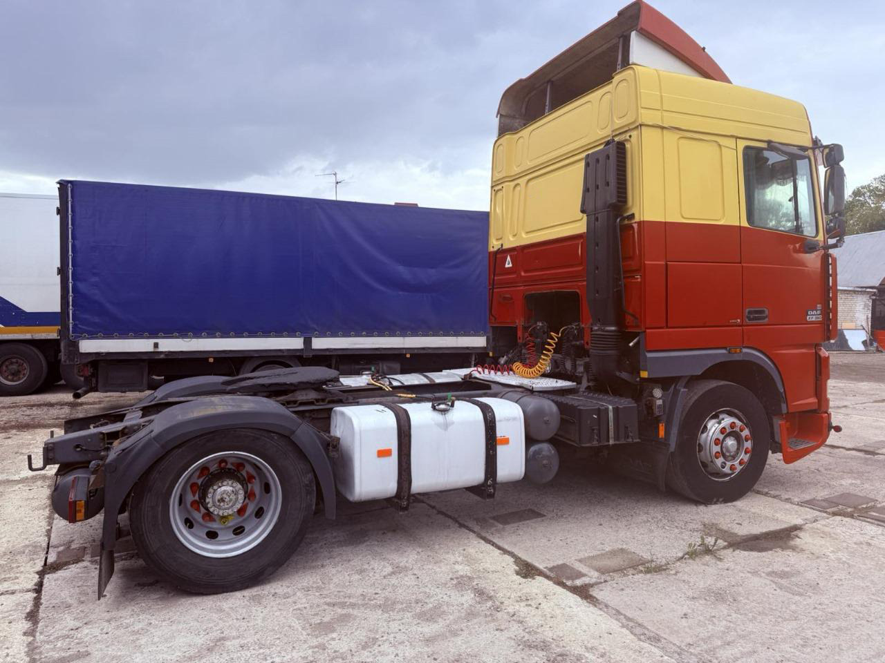 DAF XF 95.380 - Cabeza tractora: foto 5 DAF XF 95.380 - Cabeza tractora: foto 5