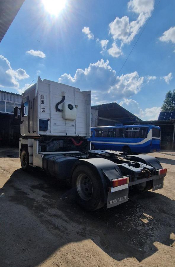 RENAULT Magnum 400 - Cabeza tractora: foto 3 RENAULT Magnum 400 - Cabeza tractora: foto 3