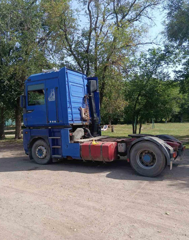 RENAULT Magnum 430 - Cabeza tractora: foto 3 RENAULT Magnum 430 - Cabeza tractora: foto 3