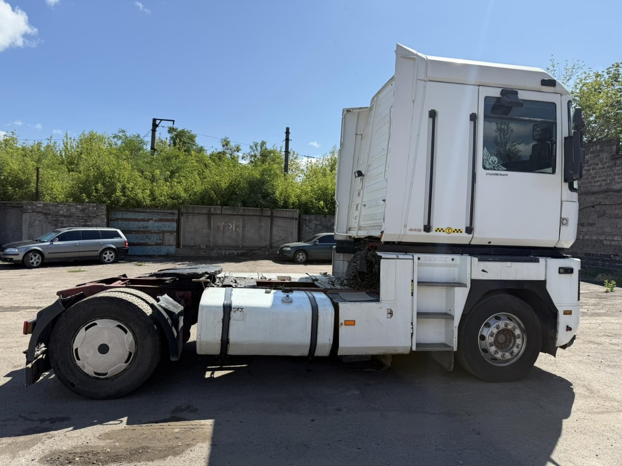 RENAULT Magnum 440 - Cabeza tractora: foto 2 RENAULT Magnum 440 - Cabeza tractora: foto 2