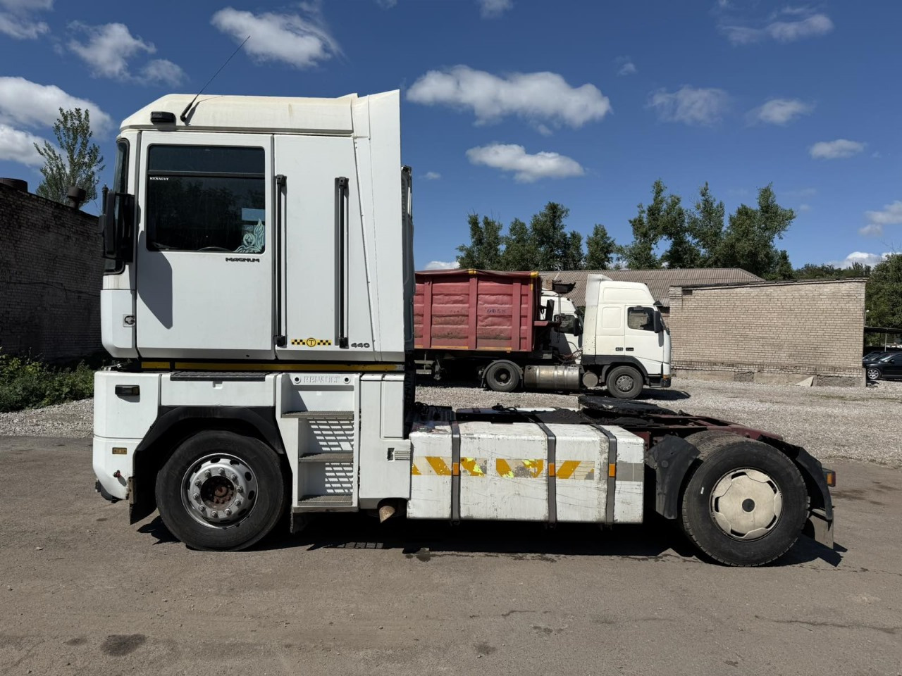 RENAULT Magnum 440 - Cabeza tractora: foto 4 RENAULT Magnum 440 - Cabeza tractora: foto 4