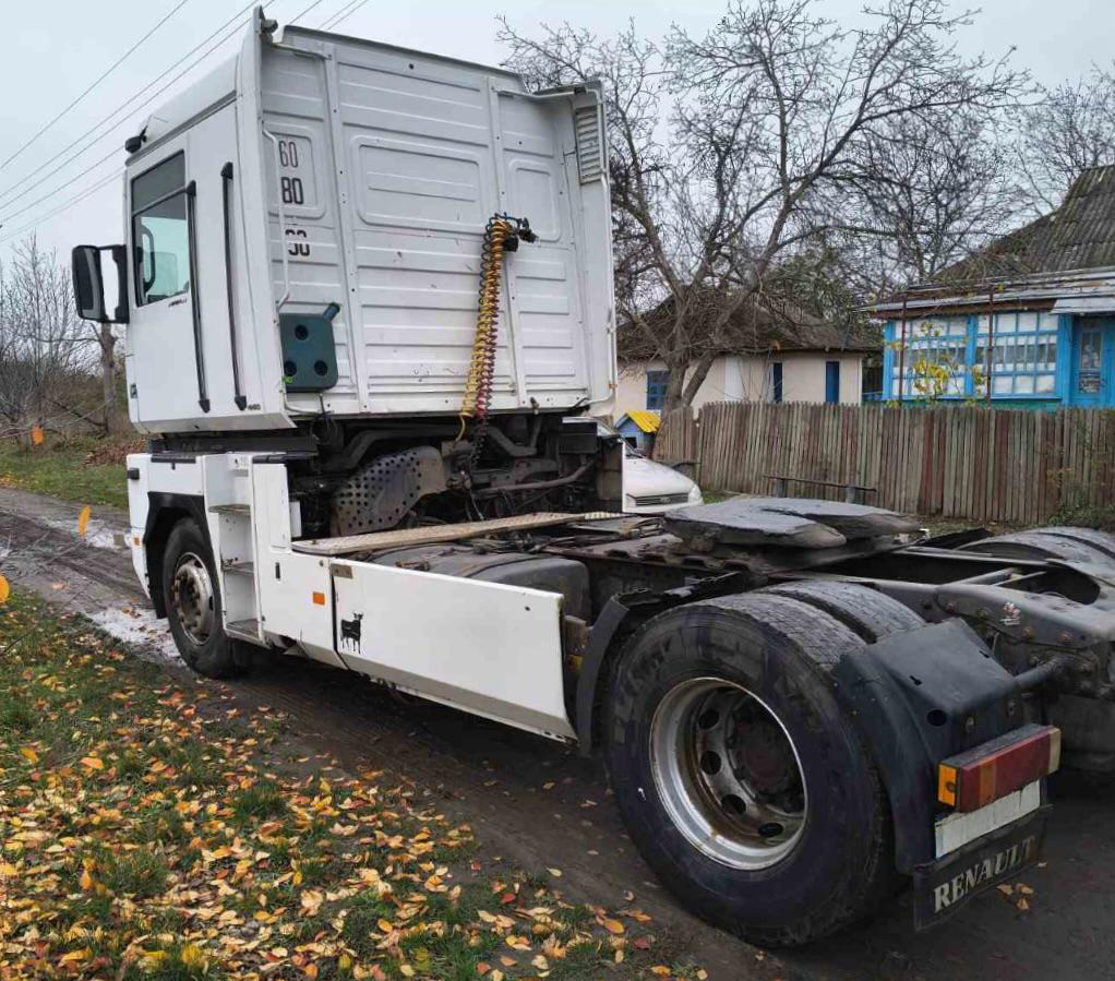 RENAULT Magnum 440 ID1482S - Cabeza tractora: foto 2 RENAULT Magnum 440 ID1482S - Cabeza tractora: foto 2