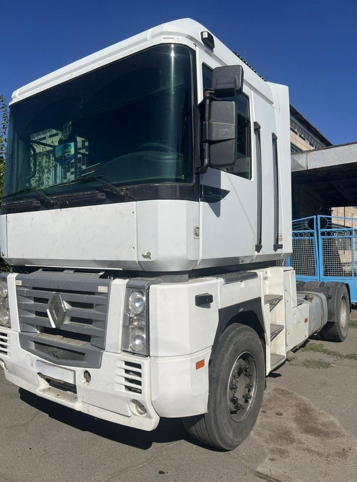RENAULT Magnum 440 ID1576S - Cabeza tractora: foto 3 RENAULT Magnum 440 ID1576S - Cabeza tractora: foto 3