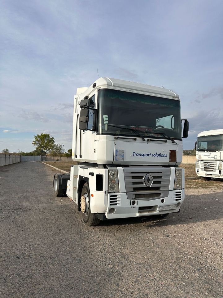 RENAULT Magnum 440 | ID1639S - Cabeza tractora: foto 1 RENAULT Magnum 440 | ID1639S - Cabeza tractora: foto 1