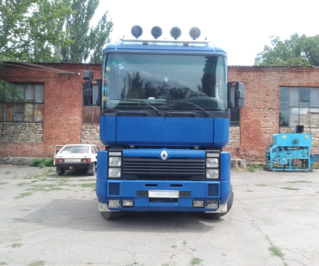 RENAULT Magnum 470 - Cabeza tractora: foto 2 RENAULT Magnum 470 - Cabeza tractora: foto 2