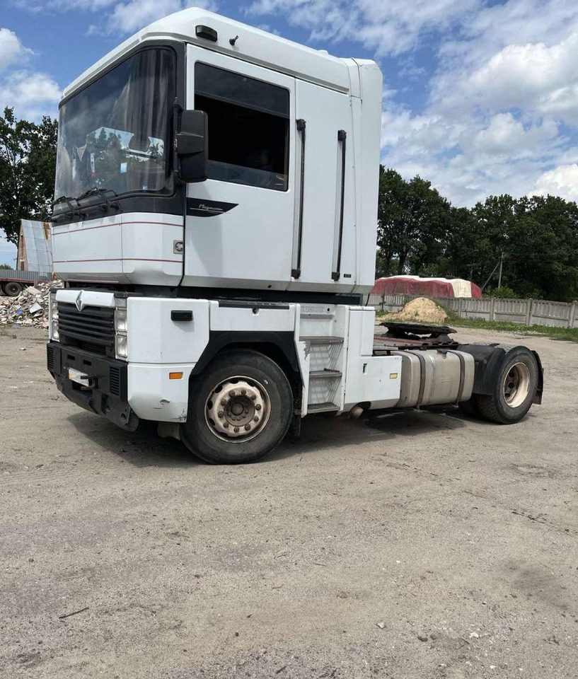 RENAULT Magnum 470 - Cabeza tractora: foto 2 RENAULT Magnum 470 - Cabeza tractora: foto 2