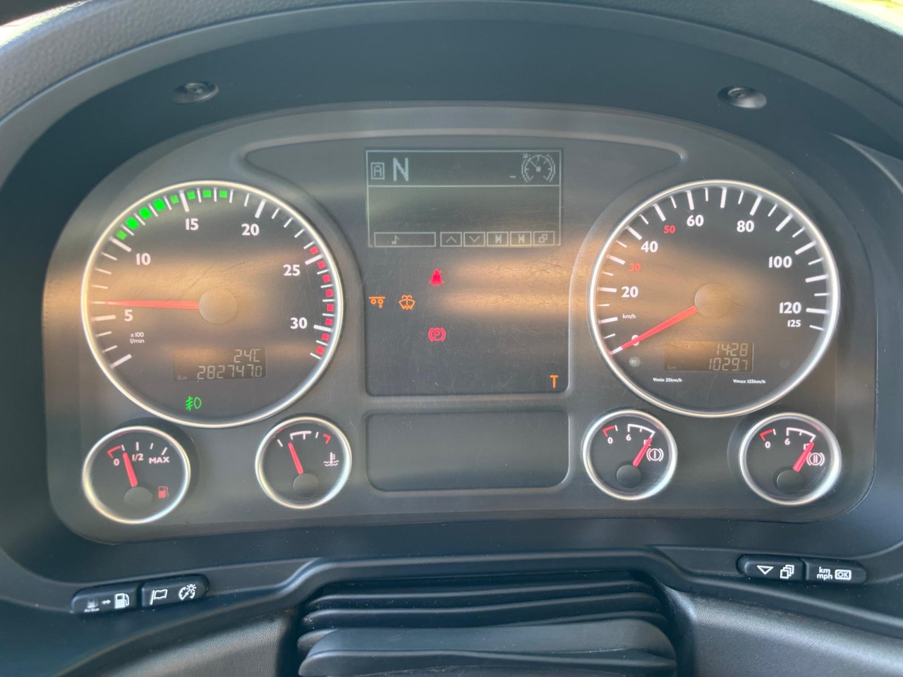 Camión frigorífico MAN TGS 26.440: foto 18