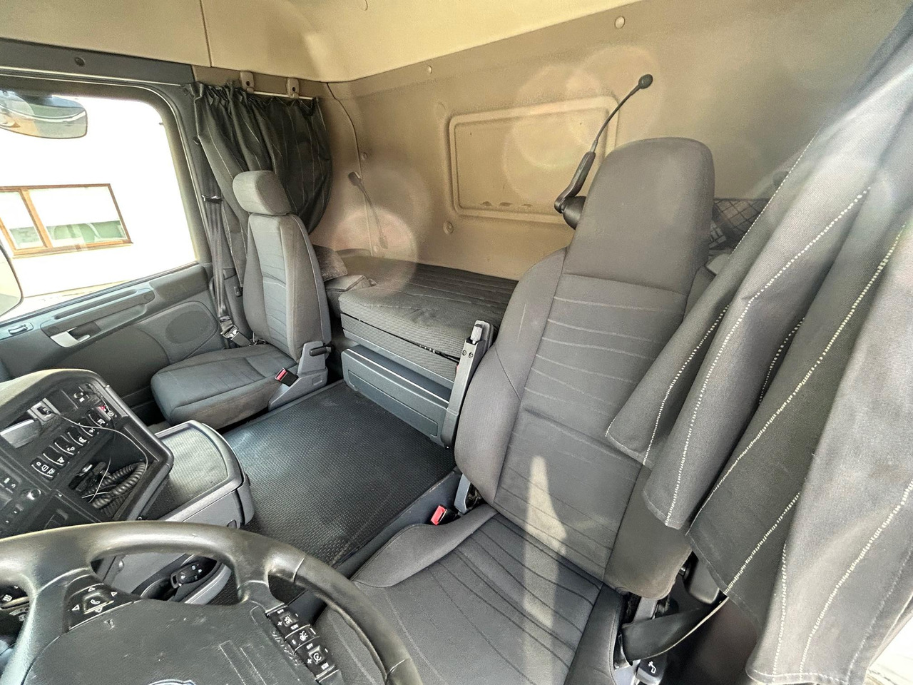 Camión frigorífico SCANIA G490: foto 17