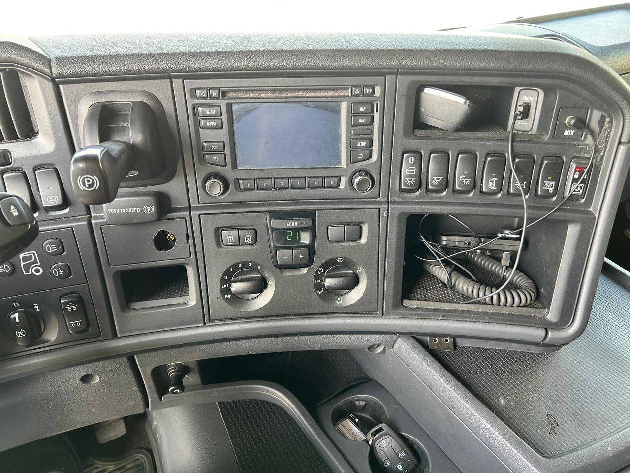 Camión frigorífico SCANIA G490: foto 21