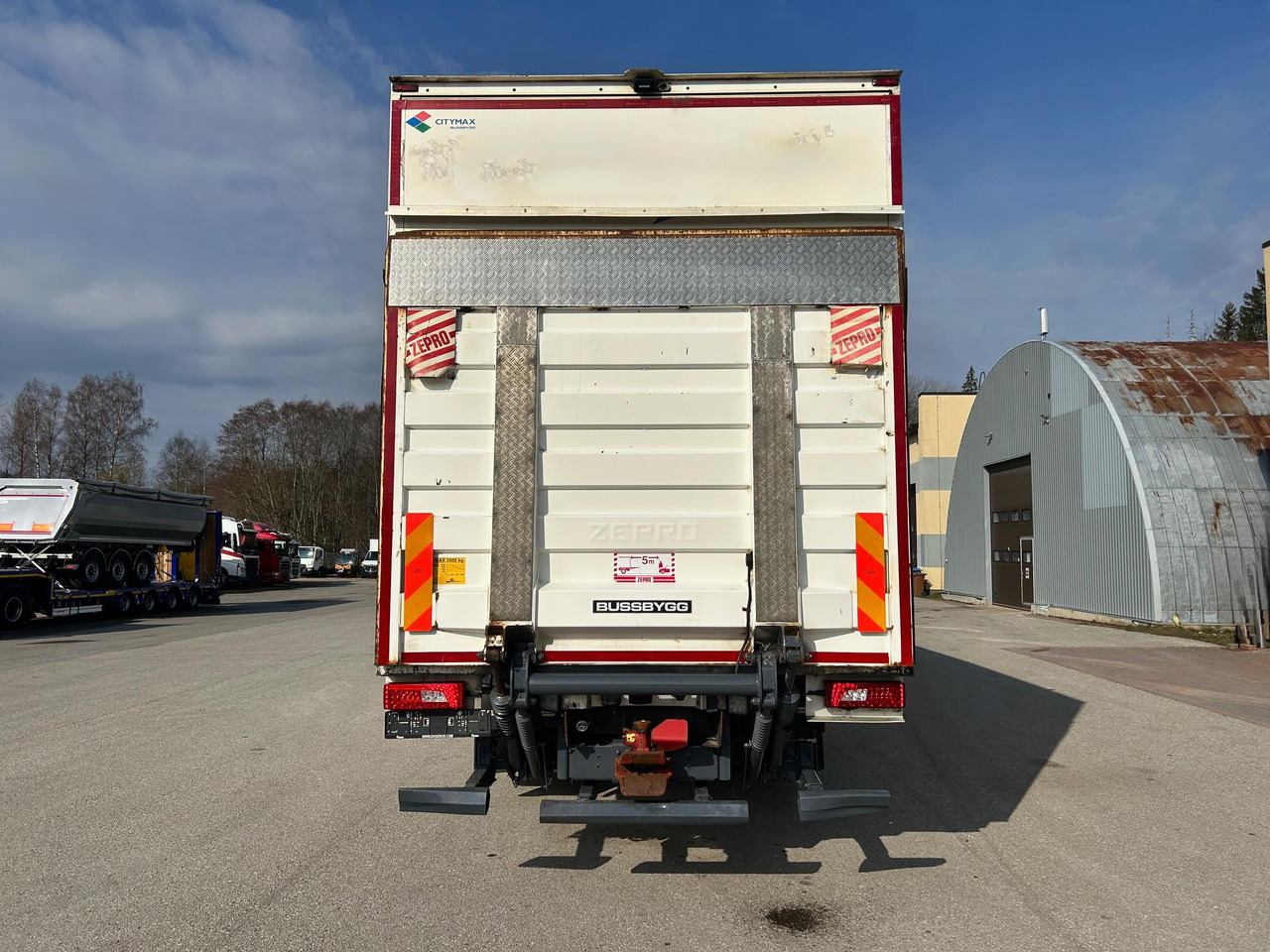 Camión frigorífico SCANIA G490: foto 6