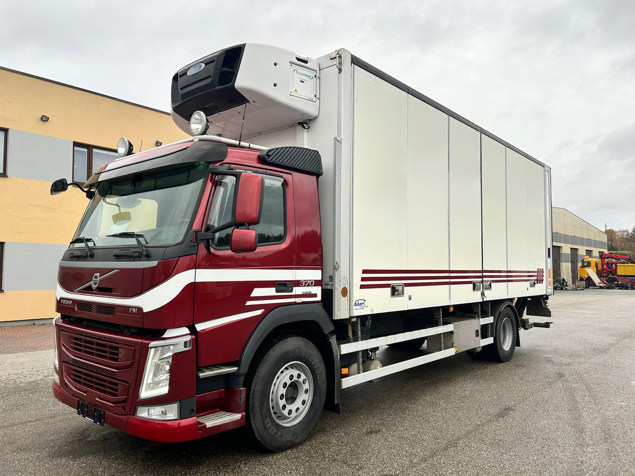 VOLVO FM370 - Camión frigorífico: foto 2 VOLVO FM370 - Camión frigorífico: foto 2