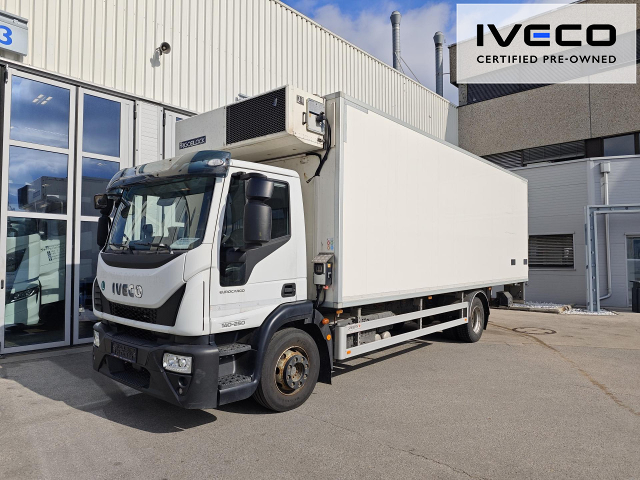 IVECO Iveco 140E25 2 Zonen-Figoblock - Camión frigorífico: foto 1 IVECO Iveco 140E25 2 Zonen-Figoblock - Camión frigorífico: foto 1