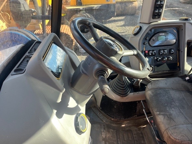 Retroexcavadora JCB 3CX Compact: foto 9