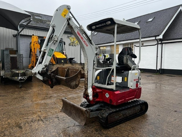 Takeuchi TB 217 R - Miniexcavadora: foto 4 Takeuchi TB 217 R - Miniexcavadora: foto 4