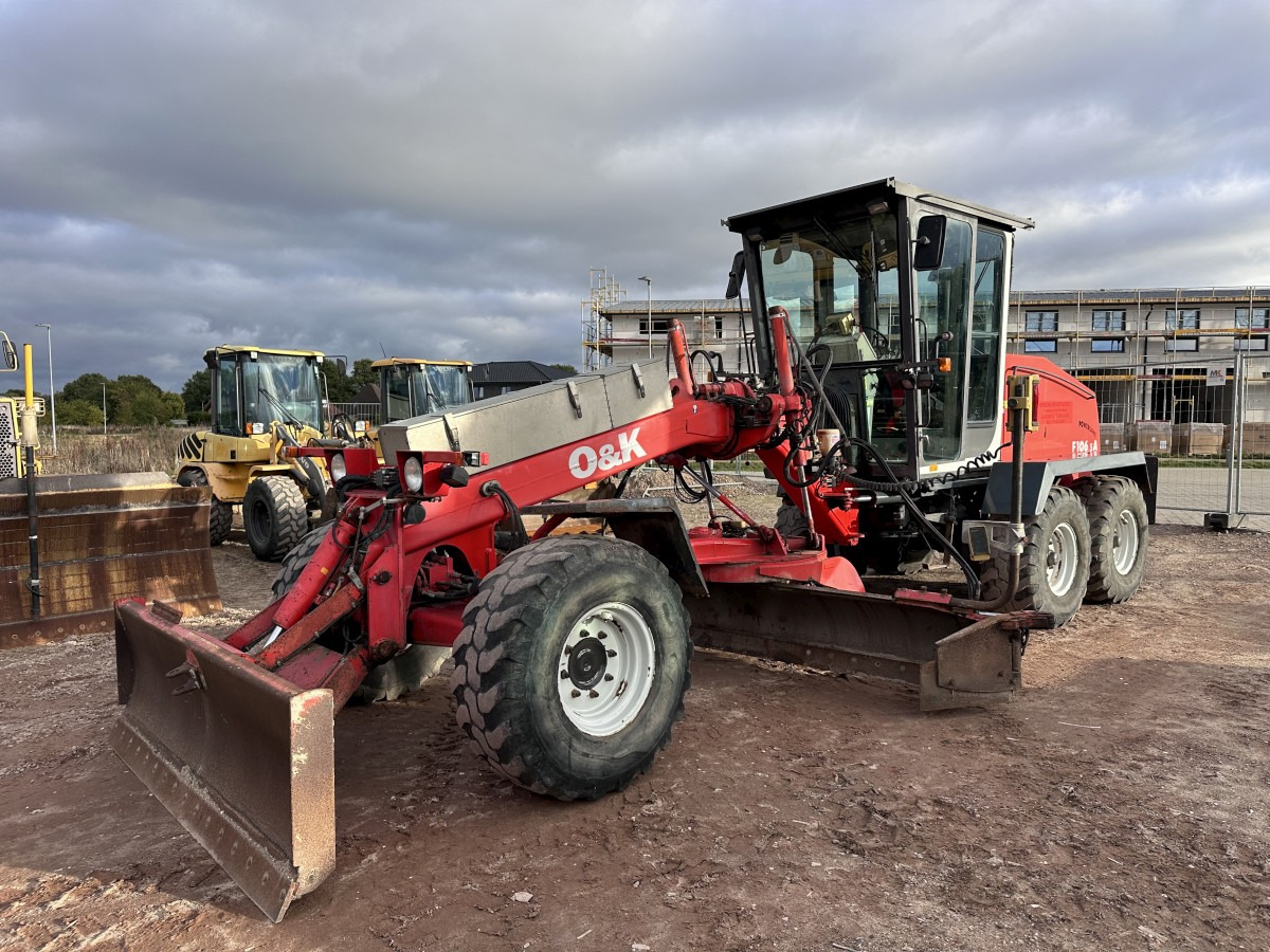 O&K F 106.5 - 6x6 Laser Topcon- Klima Cummins 6 Zyl. - Grader: foto 3 O&K F 106.5 - 6x6 Laser Topcon- Klima Cummins 6 Zyl. - Grader: foto 3