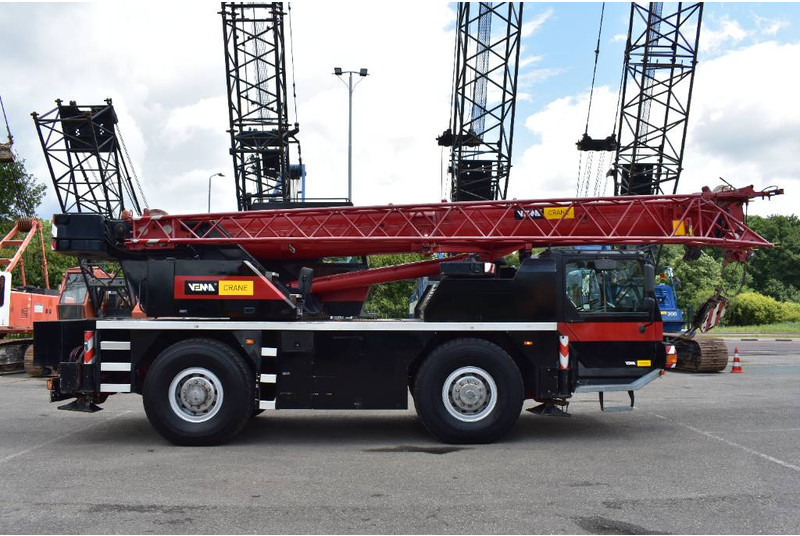 Liebherr LTM 1030-2 - Grúa todo terreno: foto 5 Liebherr LTM 1030-2 - Grúa todo terreno: foto 5