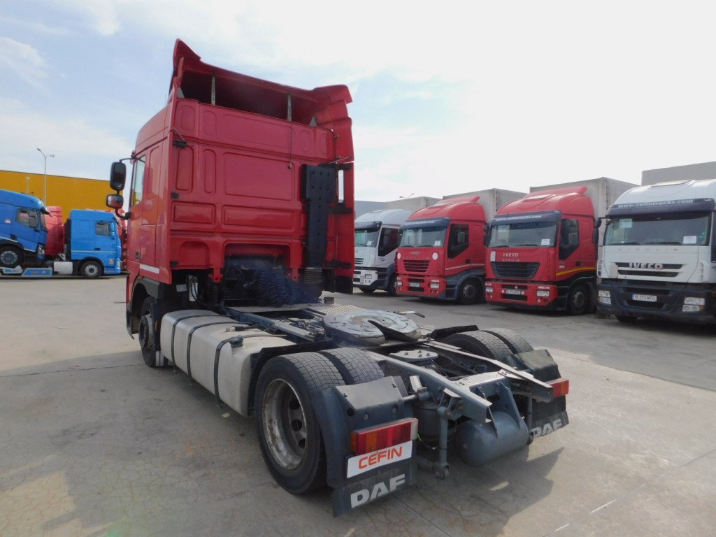 Daf Xf 105410 - Cabeza tractora: foto 4 Daf Xf 105410 - Cabeza tractora: foto 4