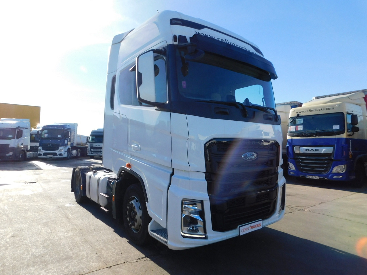 Ford F max 4x2 scab e6 12s2620 - Cabeza tractora: foto 2 Ford F max 4x2 scab e6 12s2620 - Cabeza tractora: foto 2