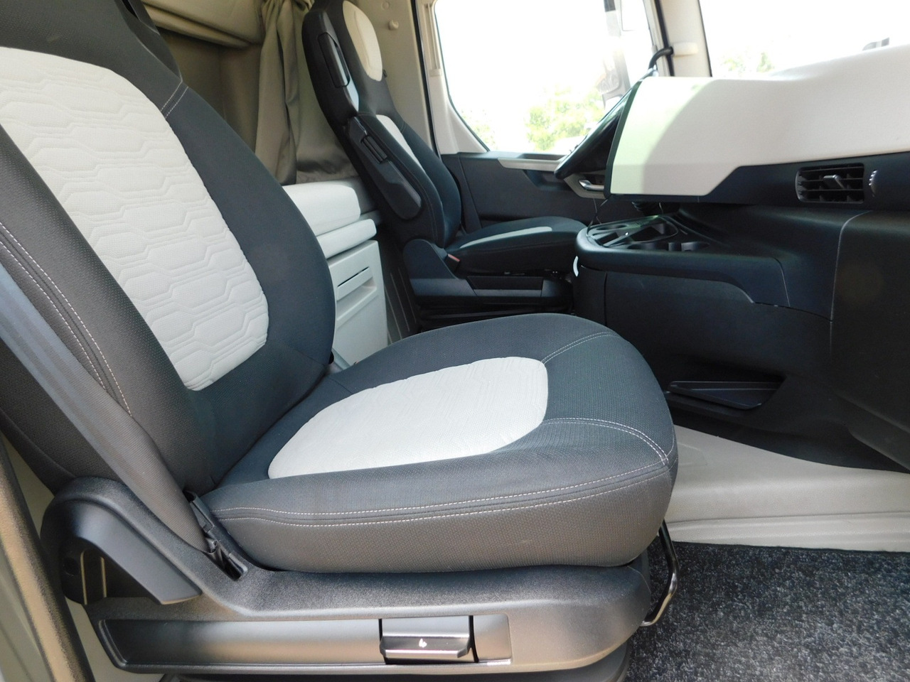 Ford F max 4x2 scab e6 12s2620 - Cabeza tractora: foto 5 Ford F max 4x2 scab e6 12s2620 - Cabeza tractora: foto 5