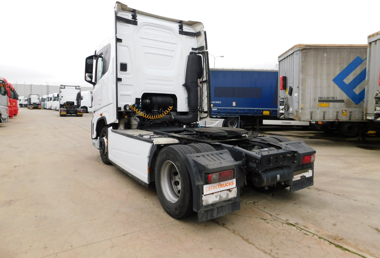 Ford F max 4x2 scab e6 12s2620 - Cabeza tractora: foto 4 Ford F max 4x2 scab e6 12s2620 - Cabeza tractora: foto 4