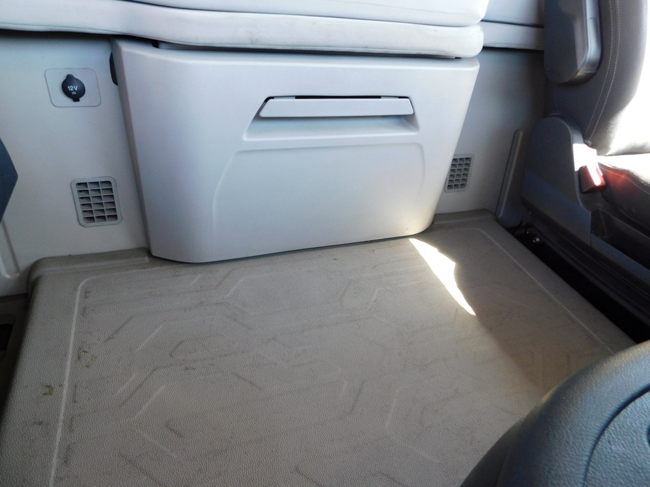 Cabeza tractora Ford F max ll 4x2 scab e6 12tx2620: foto 6 Cabeza tractora Ford F max ll 4x2 scab e6 12tx2620: foto 6