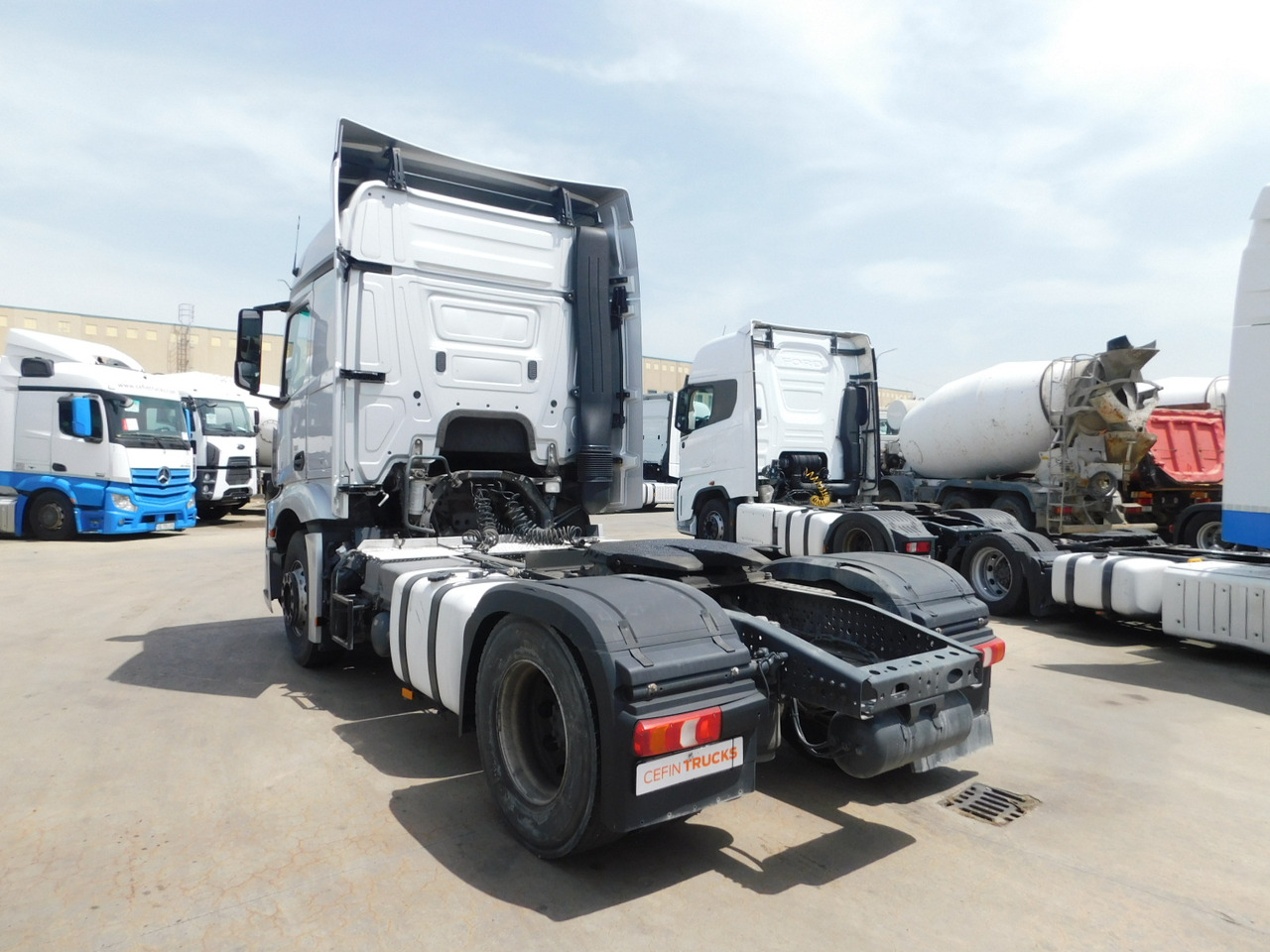 Mercedes Actros 1843 - Cabeza tractora: foto 4 Mercedes Actros 1843 - Cabeza tractora: foto 4