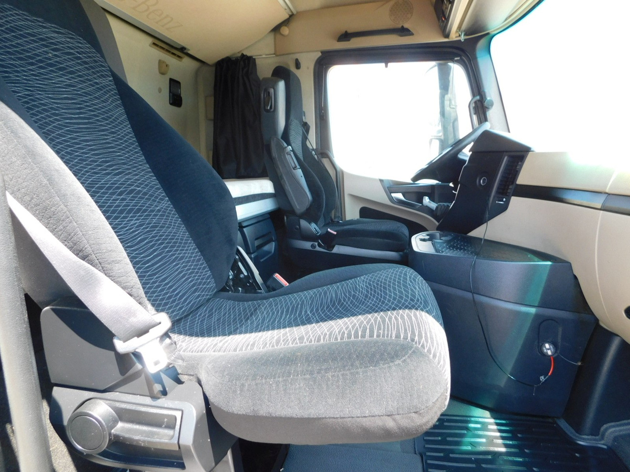 Mercedes Actros - Cabeza tractora: foto 5 Mercedes Actros - Cabeza tractora: foto 5