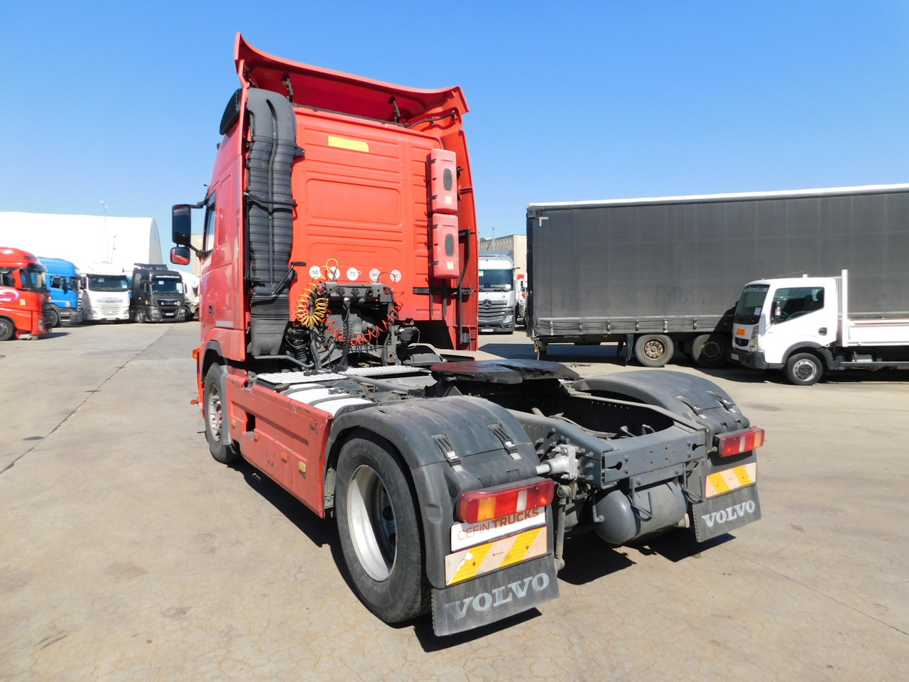 Volvo Fh 12 420 fh42 tb - Cabeza tractora: foto 4 Volvo Fh 12 420 fh42 tb - Cabeza tractora: foto 4