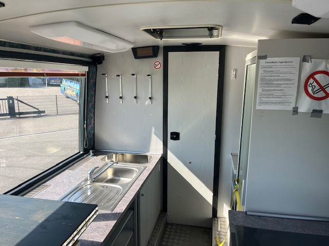 Leasing de NEOPLAN N316 Ü - Koferenz-, Ausstellungsbus - Wohnmobil NEOPLAN N316 Ü - Koferenz-, Ausstellungsbus - Wohnmobil: foto 7