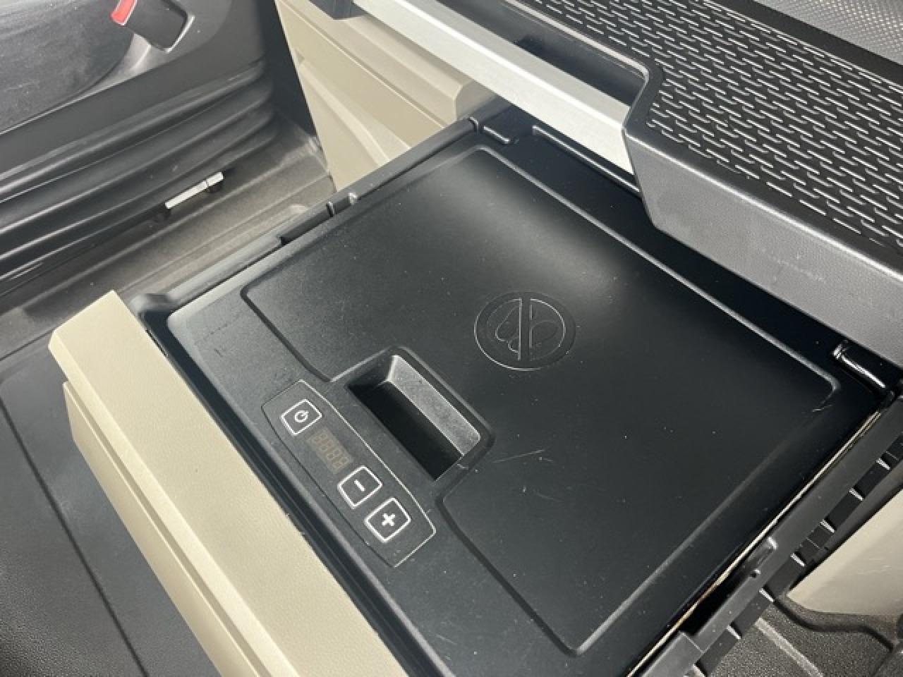 MAN TGX 18.510 4x2 LL SA Euro6 Retarder Klima ZV - Cabeza tractora: foto 5 MAN TGX 18.510 4x2 LL SA Euro6 Retarder Klima ZV - Cabeza tractora: foto 5