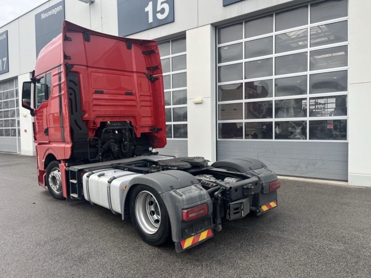 Cabeza tractora MAN TGX 18.510 4x2 LL SA - Vollgarantie MAN bis 01.27: foto 10 Cabeza tractora MAN TGX 18.510 4x2 LL SA - Vollgarantie MAN bis 01.27: foto 10