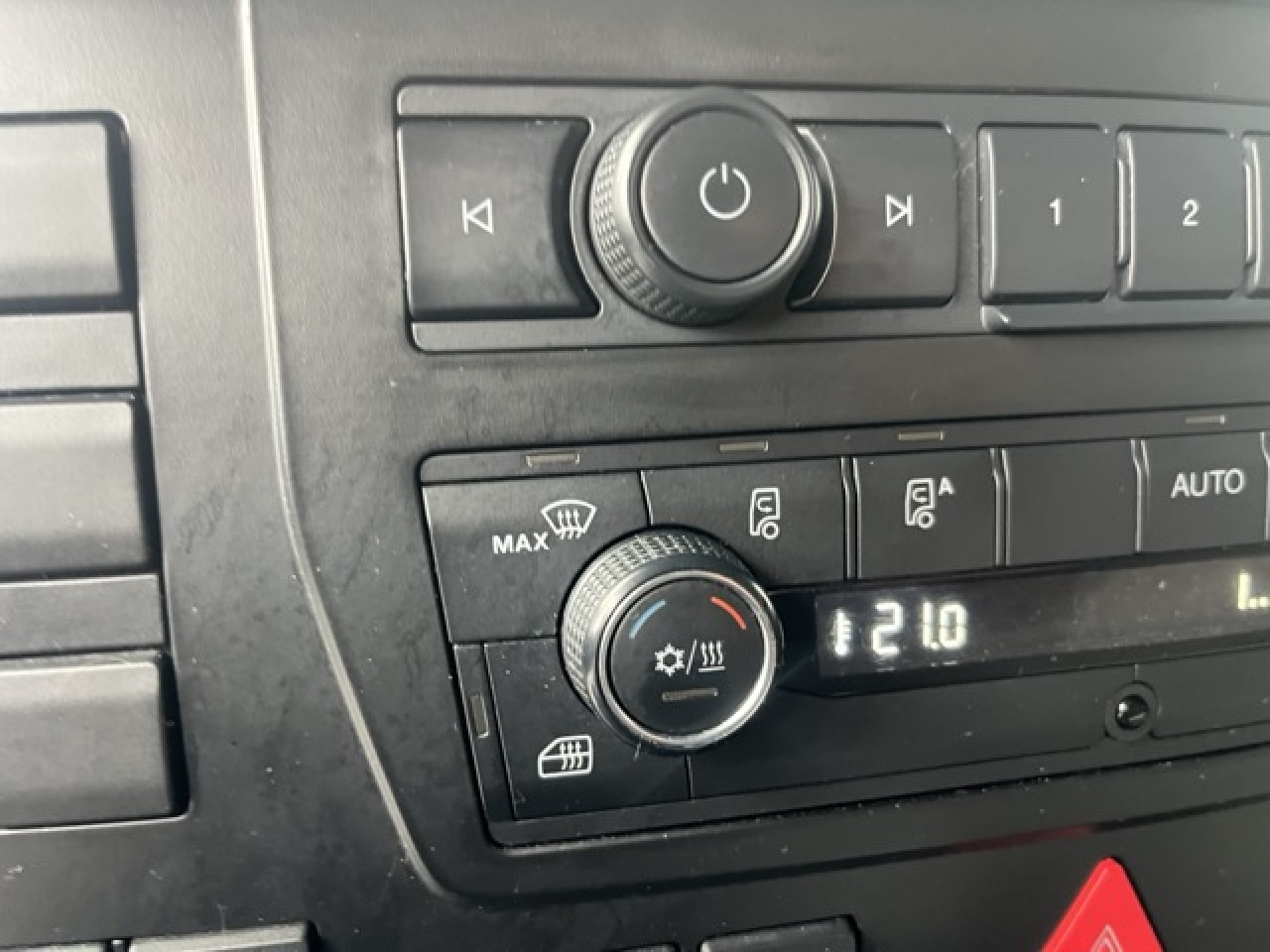 Cabeza tractora MAN TGX 18.510 4x2 LL SA - Vollgarantie MAN bis 01.27: foto 6 Cabeza tractora MAN TGX 18.510 4x2 LL SA - Vollgarantie MAN bis 01.27: foto 6