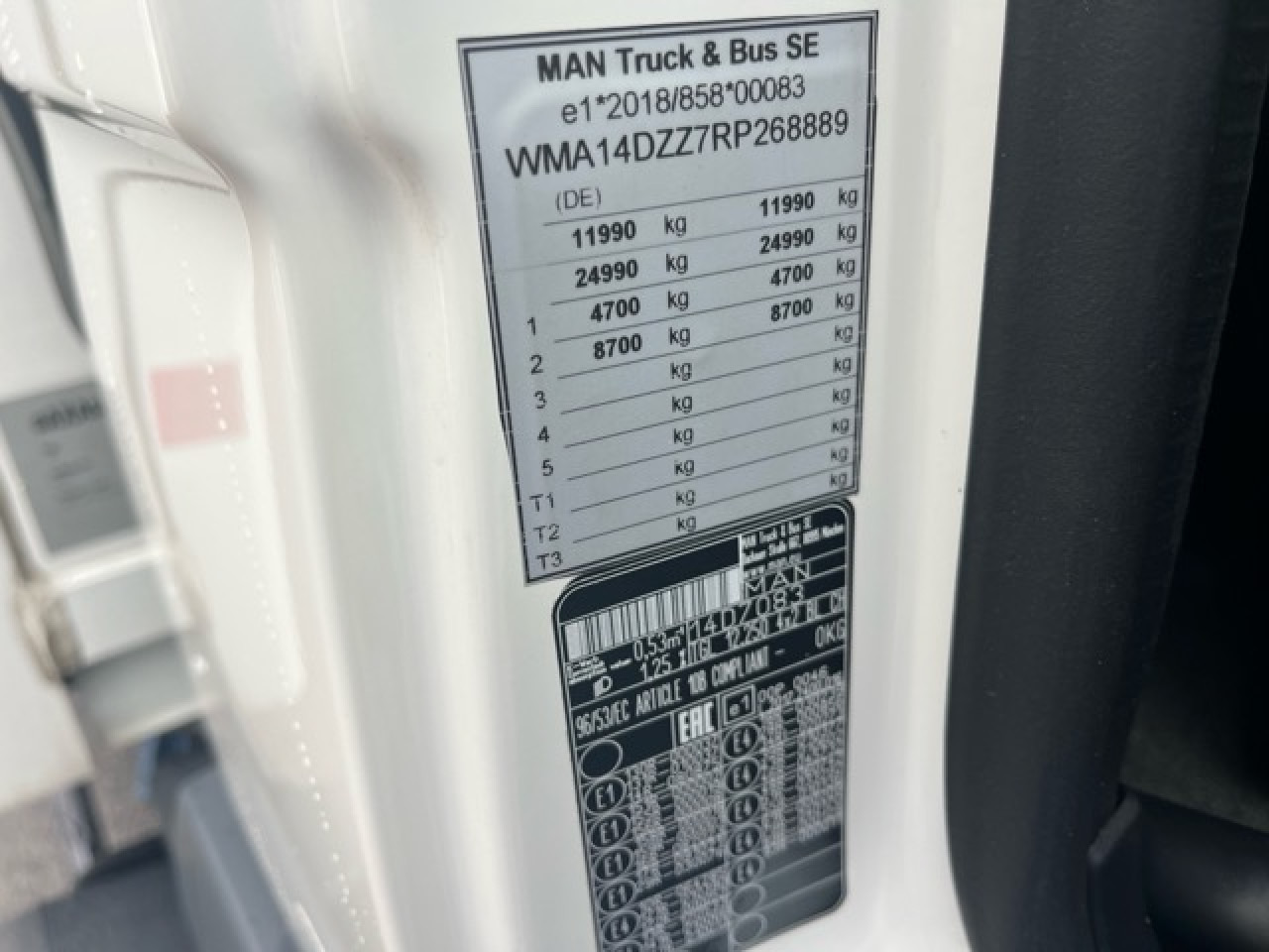 MAN TGL 12.250 4x2 BL CH Euro6 Klima AHK Luftfeder ZV - Camión caja cerrada: foto 2 MAN TGL 12.250 4x2 BL CH Euro6 Klima AHK Luftfeder ZV - Camión caja cerrada: foto 2