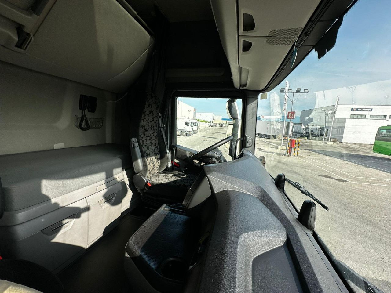 Leasing de Scania S 450 Scania S 450: foto 6