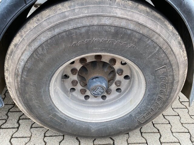 10/5/F/ZA-1800 KARRENA Betonmischer ca. 10m³ 10/5/F/ZA-1800 KARRENA Betonmischer ca. 10m³, Liftachse - Semirremolque hormigonera: foto 5 10/5/F/ZA-1800 KARRENA Betonmischer ca. 10m³ 10/5/F/ZA-1800 KARRENA Betonmischer ca. 10m³, Liftachse - Semirremolque hormigonera: foto 5