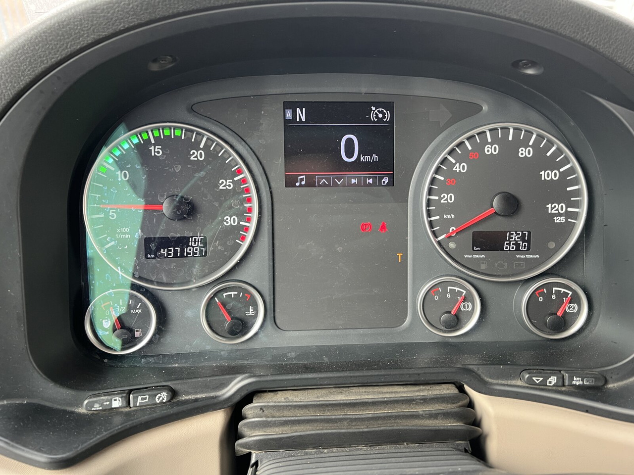 Cabeza tractora MAN TGX 18.500 4X4H BLS TGX 18.500 4X4H BLS, PriTarder, HydroDrive, Kipphydraulik: foto 6 Cabeza tractora MAN TGX 18.500 4X4H BLS TGX 18.500 4X4H BLS, PriTarder, HydroDrive, Kipphydraulik: foto 6