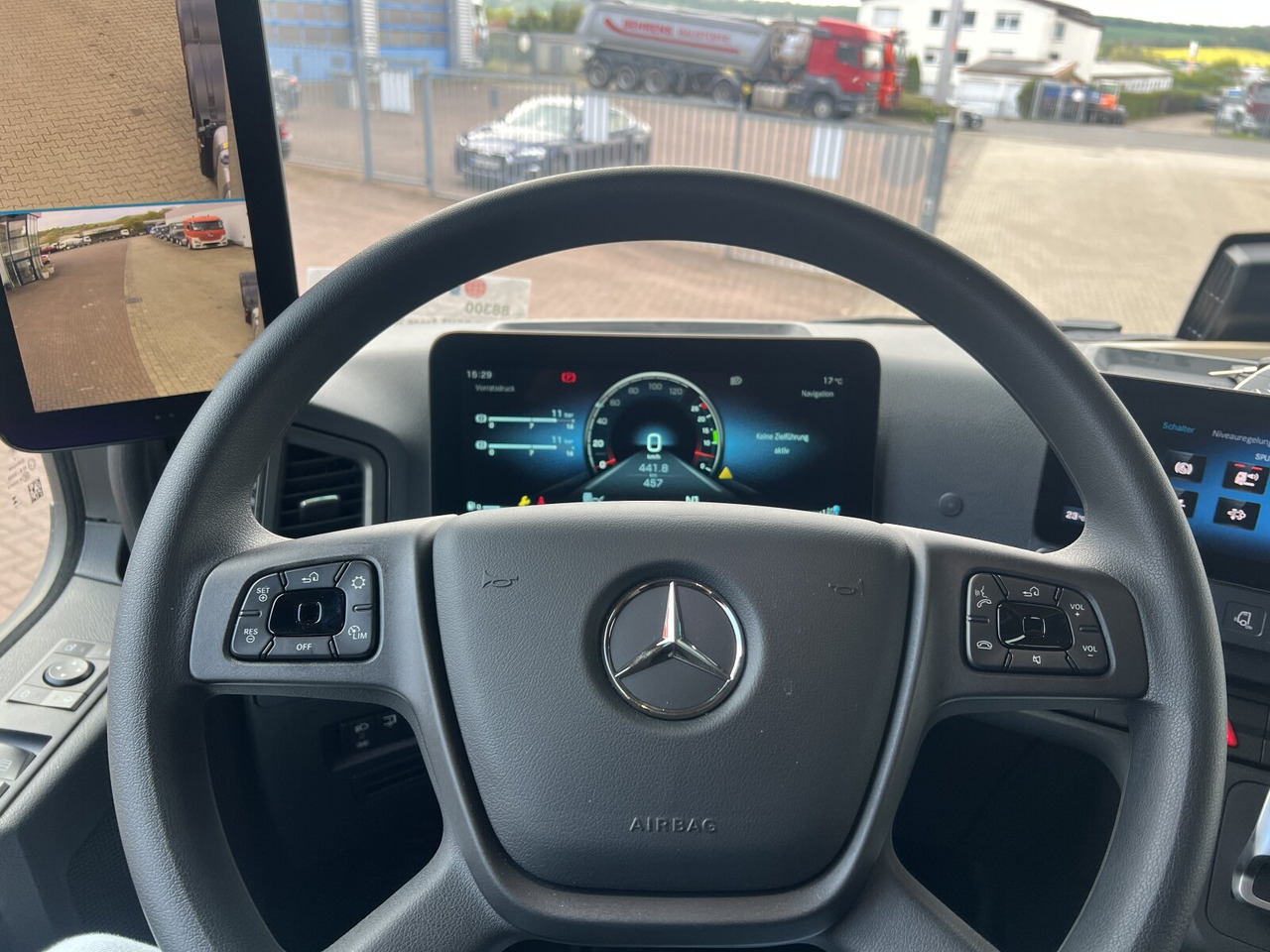 Mercedes-Benz Actros 3363 LS 6x4 Actros 3363 LS 6x4, Retarder, SoloStar, MultimediaCockpit, Navi, LED - Cabeza tractora: foto 3 Mercedes-Benz Actros 3363 LS 6x4 Actros 3363 LS 6x4, Retarder, SoloStar, MultimediaCockpit, Navi, LED - Cabeza tractora: foto 3