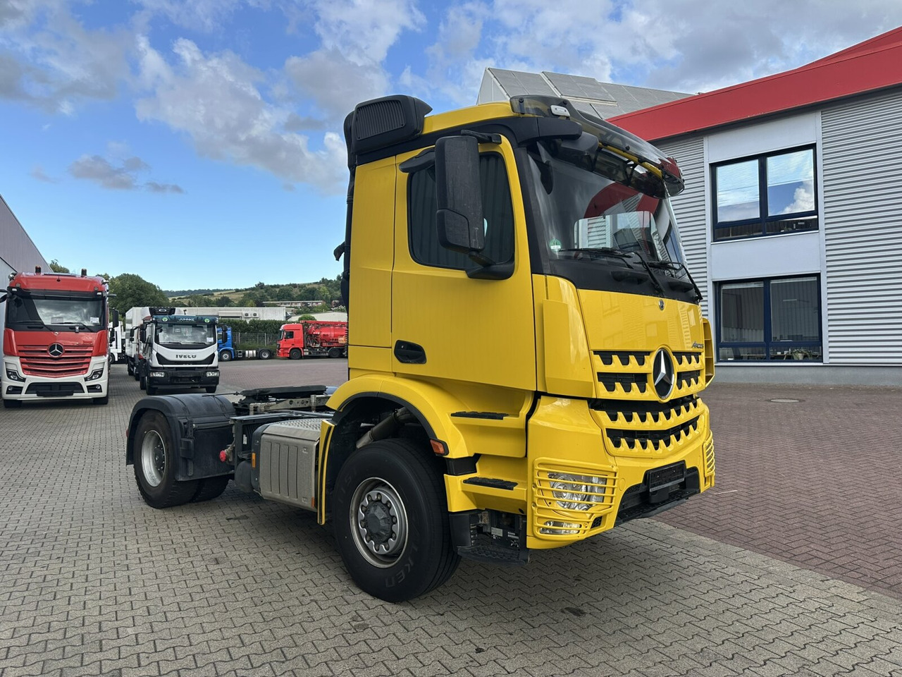 Cabeza tractora Mercedes-Benz Arocs 1851 LS 4x4 HAD Arocs 1851 LS 4x4 HAD, Hydraulik, Navi, MultimediaCockpit: foto 9