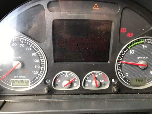 Stralis AS440S45 T/P 4x2 ONLY FOR SPAREPARTS!!! Stralis AS440S45 T/P 4x2 ActiveSpace - Cabeza tractora: foto 4 Stralis AS440S45 T/P 4x2 ONLY FOR SPAREPARTS!!! Stralis AS440S45 T/P 4x2 ActiveSpace - Cabeza tractora: foto 4