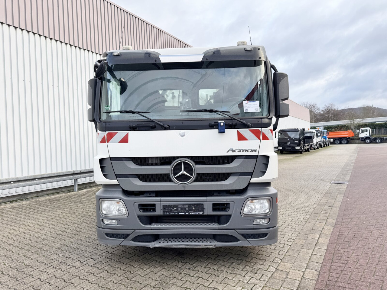 Camión Mercedes-Benz Actros 2536 L 6x2 Actros 2536 L 6x2, Müller Saug- und Spülwagen ca. 10,5m³, Lenkachse: foto 8