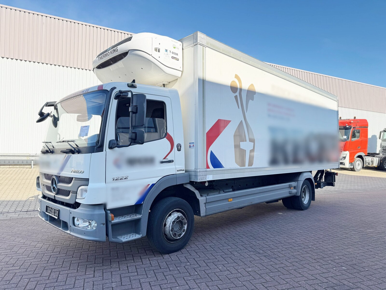 Mercedes-Benz Atego 1222 L 4x2 Atego 1222 L 4x2, Kühlkoffer, ThermoKing, Trennwand, LBW BÄR - Camión: foto 1 Mercedes-Benz Atego 1222 L 4x2 Atego 1222 L 4x2, Kühlkoffer, ThermoKing, Trennwand, LBW BÄR - Camión: foto 1
