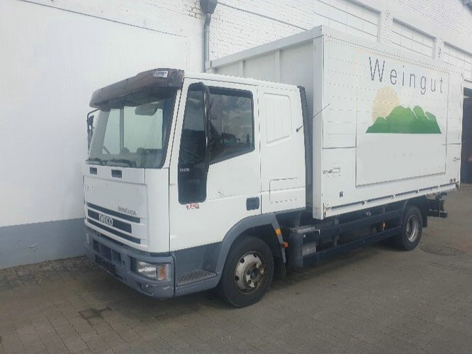 Euro Cargo ML 75E14 4x2 Euro Cargo ML 75E14 4x2 Getränkekoffer, 6-Zylinder-Motor - Camión caja cerrada: foto 1 Euro Cargo ML 75E14 4x2 Euro Cargo ML 75E14 4x2 Getränkekoffer, 6-Zylinder-Motor - Camión caja cerrada: foto 1