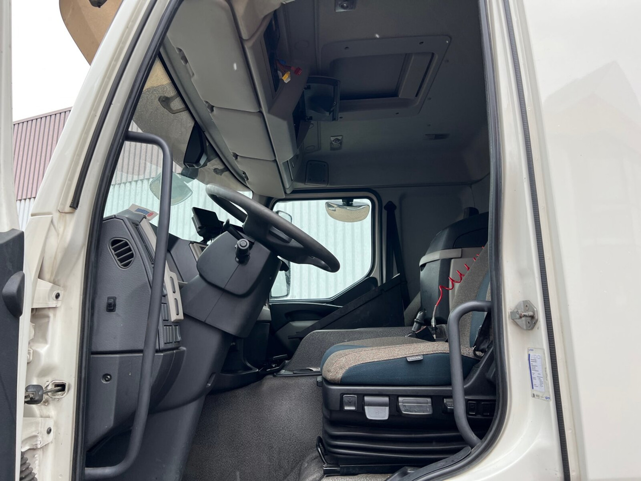 FE 280 4x2 FE 280 4x2, Stickstoffkühler/Nitrogen-Freezer/LBW MBB - Camión frigorífico: foto 4 FE 280 4x2 FE 280 4x2, Stickstoffkühler/Nitrogen-Freezer/LBW MBB - Camión frigorífico: foto 4